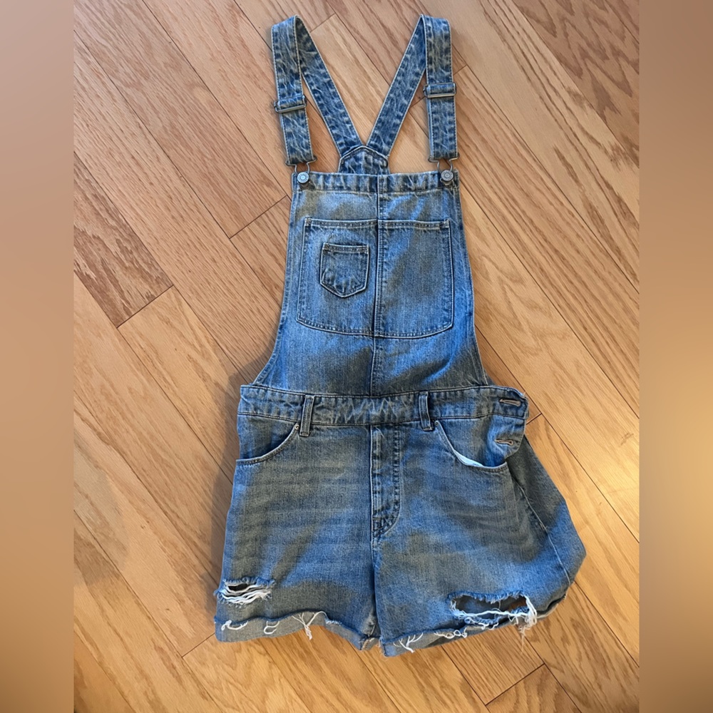 Distressed overall shorts